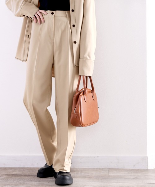classicalelf（クラシカルエルフ）の「セットアップがキマる。美脚センタープレスパンツ（スラックス・レディース・ライトグレー/ベージュ・MEDIUM/LARGE/X-LARGE）」の13枚目の写真