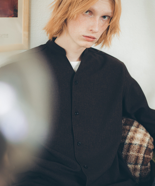 ABAHOUSE（アバハウス）の「ウールライク Vネック シャツ（シャツ/ブラウス・メンズ・ホワイト/ダークブラウン/グリーン/グレイッシュベージュ・44/46/48）」の9枚目の写真