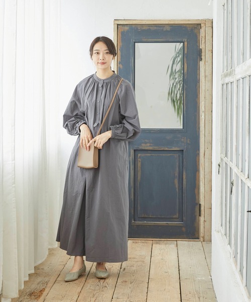 menue（メヌエ）の「シャーリングポインテッドパンプス（パンプス・レディース・ブラック/ライトグリーン/アイボリー/グレイッシュベージュ・22.5cm/23.5cm/24.5cm/25.5cm/23.0cm/24.0cm/25.0cm/26.0cm/21.5cm/22.0cm）」の18枚目の写真
