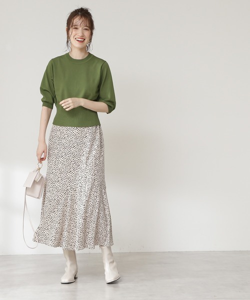 N.(N. Natural Beauty Basic)(エヌエヌナチュラルビューティーベーシック)の「◆バックボタンスリットニット(ニット/セーター・レディース・ブラウン/クリーム/グリーン・MEDIUM)」の8枚目の写真