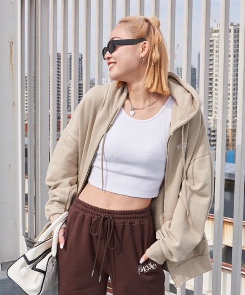 SHAGGIE（シャギー）の「THE MOVEMENT フロントZIP裏毛スウェットBIG