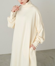 Chaco closet | オーバーサイズ タートルネック 袖口ボタン 裏毛ロングワンピース(ワンピース)