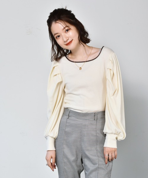 RETRO GIRL（レトロガール）の「パイピングパワショルTee（Tシャツ/カットソー・レディース・ホワイト/ブラック/イエロー/ブルー・FREE）」の2枚目の写真