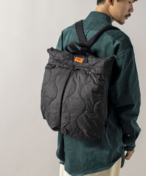 UNIVERSAL OVERALL（ユニバーサルオーバーオール）の「【UNIVERSAL OVERALL】3WAY キルティングヘルメットバッグ#UVO-109（ショルダーバッグ・メンズ・オリーブ/ブラック・FREE）」の17枚目の写真