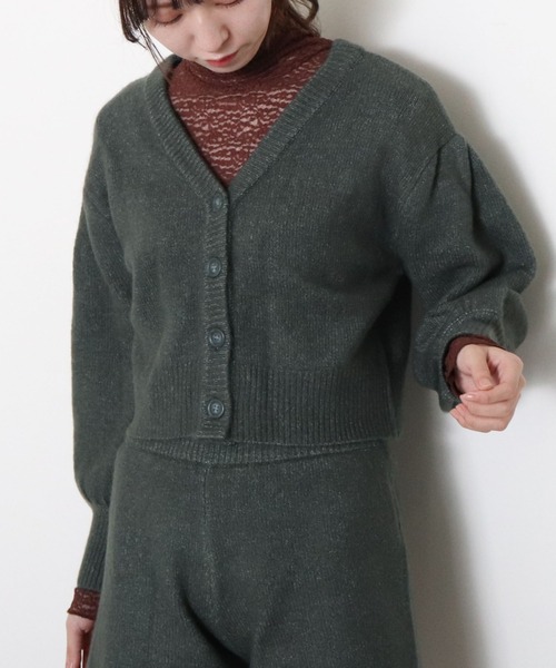 archives（アルシーヴ）の「【setupにも】短丈ボリュームスリーブカーディガン（ニット/セーター・レディース・グレイッシュベージュ/モカ/アイボリー/ブラック/グリーン/ブラウン・MEDIUM）」の22枚目の写真