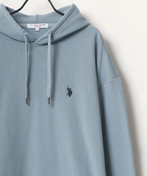 U.S. POLO ASSN.(ユーエスポロアッスン)の「U.S. POLO ASSN./ユーエスポロアッスン 別注 オーバーサイズ 裏毛 ロゴ ワンポイント刺繍 スウェット パーカー フーディー/長袖 トップス プルオーバー/レディース メンズ(パーカー・メンズ・ホワイト/ブラック/ダークグリーン/ベージュ/ネイビー/サックスブルー/グリーン/オートミール/グレー/チャコールグレー・LL/M/L)」の10枚目の写真