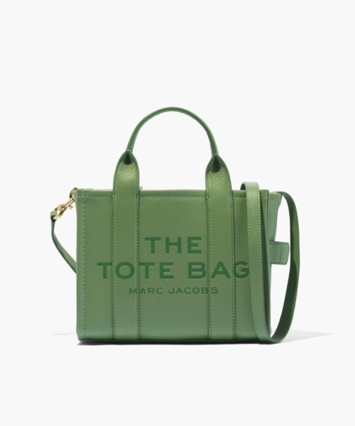 MARC JACOBS(マークジェイコブス)の「THE LEATHER SMALL TOTE BAG/ザ レザー スモール トートバッグ(トートバッグ・レディース・ミント/ベージュ系その他/レッド系その他/キャメル・ONE SIZE)」の2枚目の写真