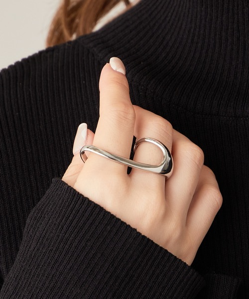 Chico(チコ)の「ダブルフィンガーリング(リング・レディース・シルバー/ゴールド・FREE)」の1枚目の写真