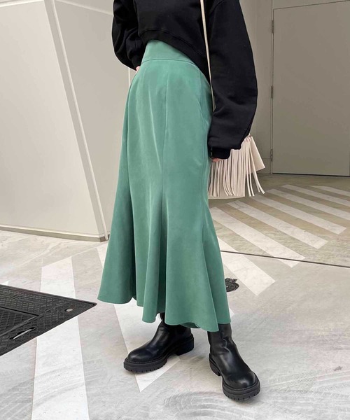 CAPRICIEUX LE'MAGE（カプリシューレマージュ）の「ハイウエストミドルマーメイドスカート（スカート・レディース・ブラック/ブルー/グリーン・FREE）」の3枚目の写真