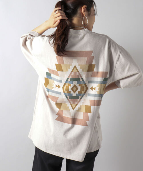 PENDLETON（ペンドルトン）の「【PENDLETON/ペンドルトン】バックプリント ビッグシルエットTシャツ（Tシャツ/カットソー・メンズ・チャコールグレー/ベージュ/レッド/オフホワイト/キナリ/ブラック/ミント・MEDIUM/LARGE）」の3枚目の写真