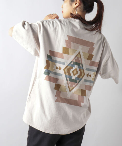 PENDLETON（ペンドルトン）の「【PENDLETON/ペンドルトン】バックプリント ビッグシルエットTシャツ（Tシャツ/カットソー・メンズ・チャコールグレー/ベージュ/レッド/オフホワイト/キナリ/ブラック/ミント・MEDIUM/LARGE）」の14枚目の写真