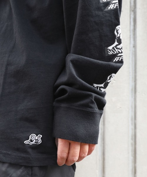 JUNGLES（ジャングルス）の「FR2/エフアールツー×JUNGLES/ジャングルス コラボ Smoking Kills Long Sleeve Tee ロンＴ（Tシャツ/カットソー・メンズ・ホワイト/ブラック・M/L/XL/S）」の5枚目の写真