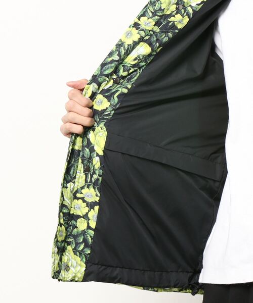 KENZO(ケンゾー)の「FW21RW DC Botanical Rose Down Jacket M(ダウンジャケット/コート・メンズ・ブラック系その他・SMALL)」の2枚目の写真