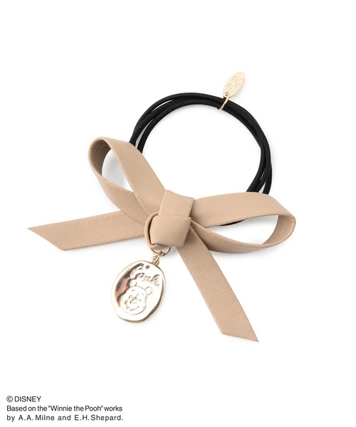 Disney（ディズニー）の「【プー/ティガー】フェイクレザーリボンメタルプレートポニー（ヘアゴム・レディース・ベージュ/キャメル・FREE）」の8枚目の写真