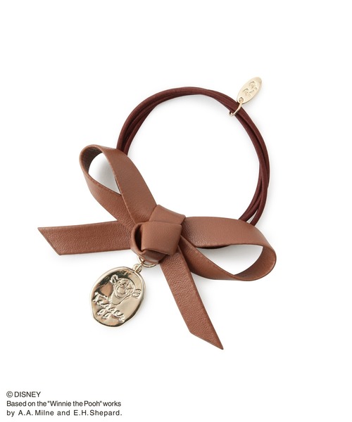 Disney（ディズニー）の「【プー/ティガー】フェイクレザーリボンメタルプレートポニー（ヘアゴム・レディース・ベージュ/キャメル・FREE）」の6枚目の写真