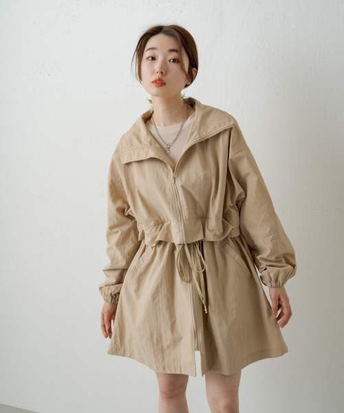 Kastane（カスタネ）の「2WAY取り外しナイロンジャケット（ナイロンジャケット・レディース・ブラック/ライトベージュ・FREE）」の7枚目の写真