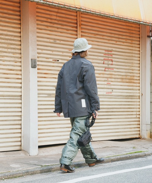 MILITARY(ミリタリー)の「実物 新品 米軍 CWU-64/P NOMEX フライトスーツ(つなぎ/オールインワン・メンズ・セージグリーン・40L)」の6枚目の写真