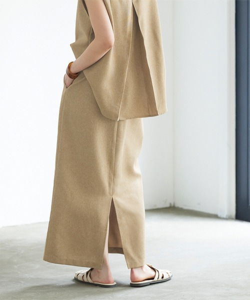 titivate(ティティベイト)の「リネンライクフロントタックロングタイトスカート(スカート・レディース・ブラック/ライトブラウン/ブルー系その他/ライトカーキ・S/M/L)」の12枚目の写真