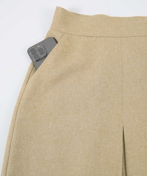 titivate(ティティベイト)の「リネンライクフロントタックロングタイトスカート(スカート・レディース・ブラック/ライトブラウン/ブルー系その他/ライトカーキ・S/M/L)」の21枚目の写真
