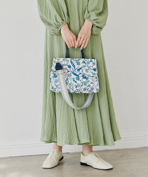 russet(ラシット)の「<SHOPPER>トートバッグS/Flower Series(CE-215)(ショルダーバッグ・レディース・ブルー・FREE)」の1枚目の写真