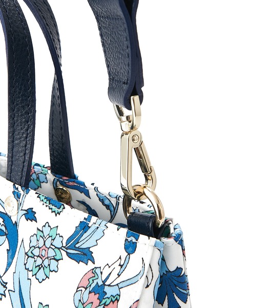 russet(ラシット)の「<SHOPPER>トートバッグS/Flower Series(CE-215)(ショルダーバッグ・レディース・ブルー・FREE)」の6枚目の写真