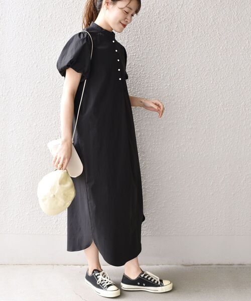 SHIPS(シップス)の「*〈手洗い可能〉ストレッチコンビネーションバルーンスリーブワンピース◆(ワンピース・レディース・ライトグレー/ブラック/ネイビー/オフホワイト/ダークグレー・SMALL/MEDIUM)」の2枚目の写真