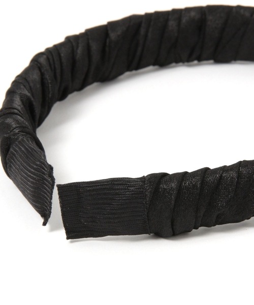 ALAND(エーランド)の「3.3Field Trip/TWIST SILKYヘアバンド 2279038(カチューシャ・レディース・ブラック/ピンク/ライトグリーン・FREE)」の5枚目の写真