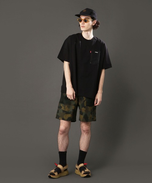 AVIREX（アヴィレックス）の「【AVIREX×WILD THINGS】キャンプ ポケット Tシャツ/CAMP POCKET T-SHIRT（Tシャツ/カットソー・メンズ・ホワイト/ブラック・MEDIUM/LARGE）」の4枚目の写真