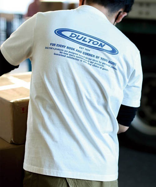DULTON（ダルトン）の「DULTON T-SHIRT OVAL LOGO/ダルトン Tシャツ オーバル ロゴ（Tシャツ/カットソー・メンズ・ホワイト/ブラック/ネイビー/イエロー・LARGE/SMALL/MEDIUM）」の8枚目の写真