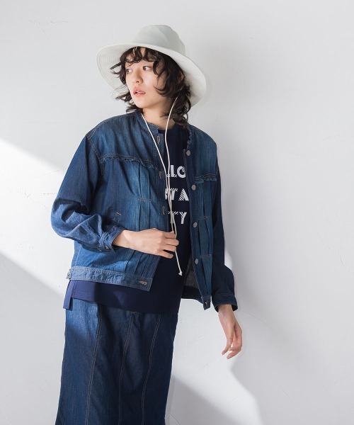 socolla(ソコラ)の「【socolla】ライトオンスデニムジャケット≪洗濯機で洗える≫(デニムジャケット・レディース・ネイビー/オフホワイト/ブルー・M)」の13枚目の写真