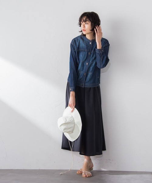 socolla(ソコラ)の「【socolla】ライトオンスデニムジャケット≪洗濯機で洗える≫(デニムジャケット・レディース・ネイビー/オフホワイト/ブルー・M)」の22枚目の写真