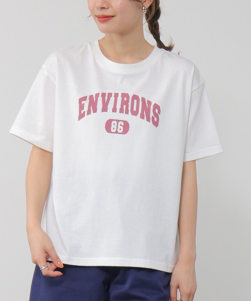Honeys（ハニーズ）の「カレッジロゴＴシャツ（Tシャツ/カットソー・レディース・パープル/グリーン/ブラウン/ブラック/ホワイト・S/L/M）」の2枚目の写真