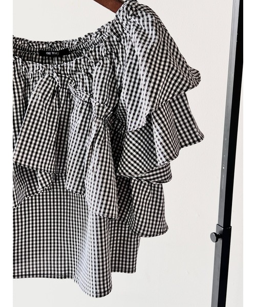 one way（ワンウェイ）の「シャーリングクロスブラウス（シャツ/ブラウス・レディース・ホワイト/ブラック/ライトグリーン/ライトブラウン・FREE）」の6枚目の写真