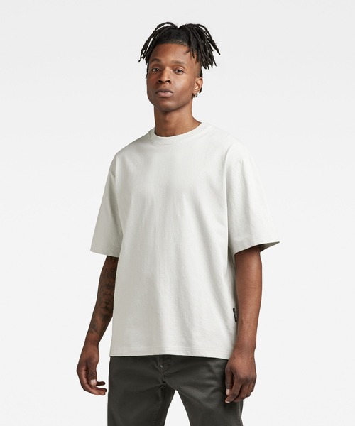 G-STAR(ジースター)の「UTILITY MIX BOXY T-SHIRT/バックプリント/ロゴT/オーバーサイズ(Tシャツ/カットソー・メンズ・ライトグレー/ダークブラック/ライトグリーン・SMALL/MEDIUM/LARGE/X-SMALL/X-LARGE)」の3枚目の写真