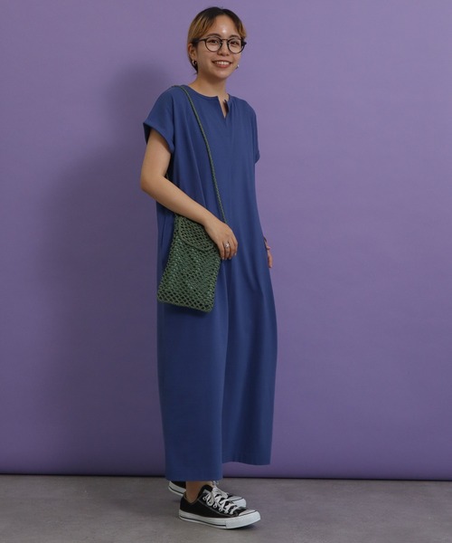 AMERICAN HOLIC(アメリカンホリック)の「スキッパーストレートワンピース(ワンピース・レディース・チャコールグレー/ピンク/ブルー・M/L)」の4枚目の写真