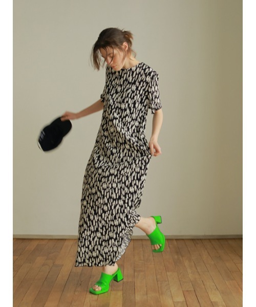 AMAIL（アマイル）の「Mode standard sandal（サンダル・レディース・ブラック/グリーン・S/L/M）」の7枚目の写真