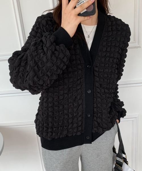 ABITOKYO(アビトーキョー)の「2022AW 立体ワッフルVネックカーディガン(カーディガン/ボレロ・レディース・ホワイト/ベージュ/ブラック・FREE)」の21枚目の写真
