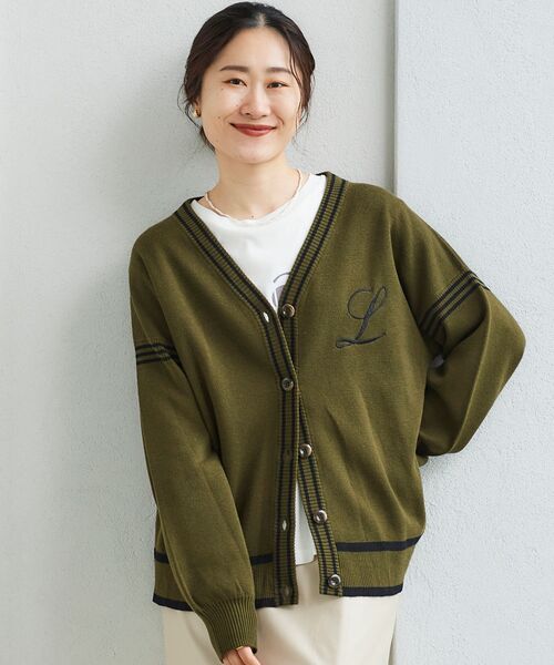 le.coeur blanc（ルクールブラン）の「配色ライン入りVネックカーディガン（カーディガン/ボレロ・レディース・アイボリー/カーキオリーブ・38）」の2枚目の写真