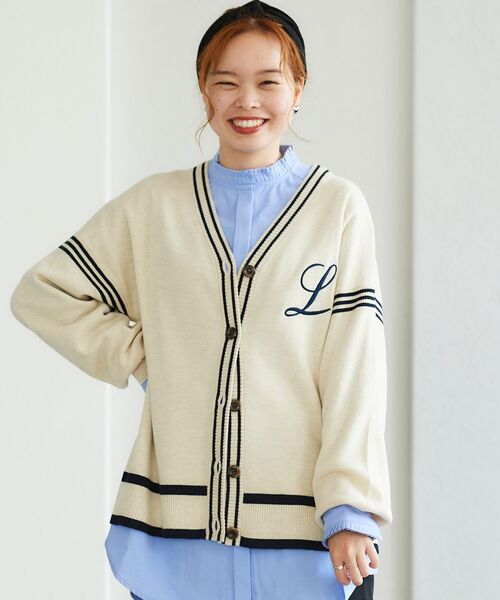 le.coeur blanc（ルクールブラン）の「配色ライン入りVネックカーディガン（カーディガン/ボレロ・レディース・アイボリー/カーキオリーブ・38）」の4枚目の写真