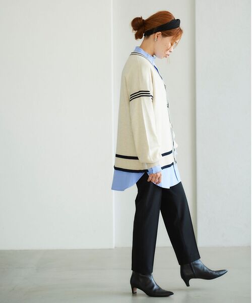 le.coeur blanc（ルクールブラン）の「配色ライン入りVネックカーディガン（カーディガン/ボレロ・レディース・アイボリー/カーキオリーブ・38）」の10枚目の写真