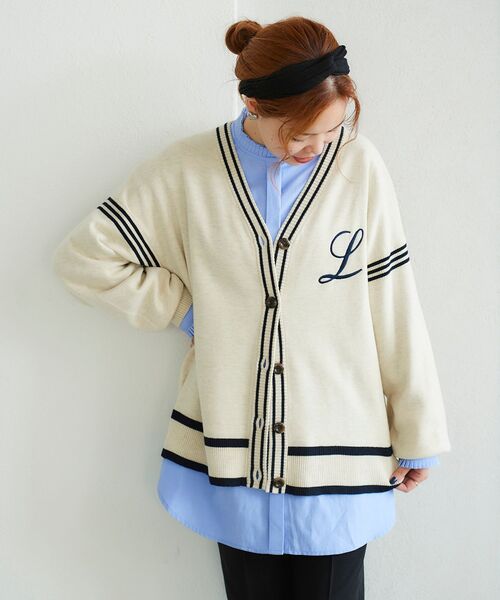 le.coeur blanc（ルクールブラン）の「配色ライン入りVネックカーディガン（カーディガン/ボレロ・レディース・アイボリー/カーキオリーブ・38）」の11枚目の写真