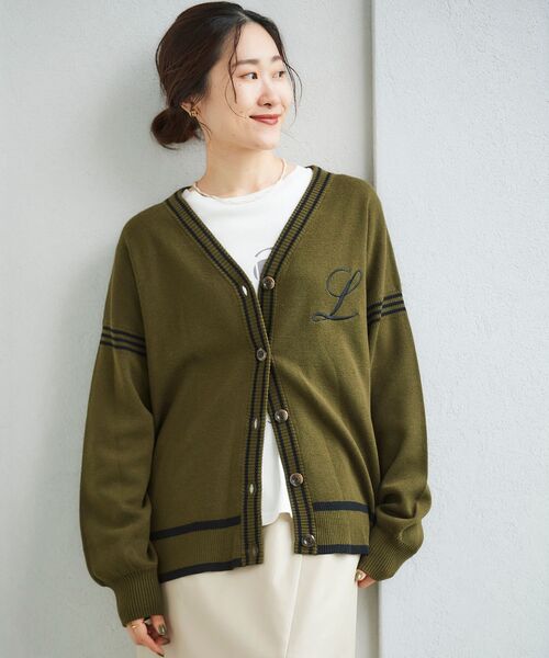 le.coeur blanc（ルクールブラン）の「配色ライン入りVネックカーディガン（カーディガン/ボレロ・レディース・アイボリー/カーキオリーブ・38）」の13枚目の写真