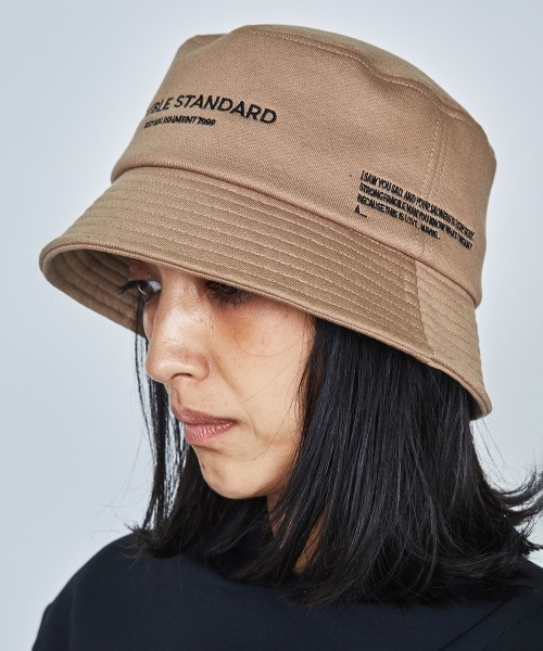 DOUBLE STANDARD CLOTHING（ダブルスタンダードクロージング）の「メジャー裏毛ハット（ハット・レディース・チャコール/キャメル・FREE）」の2枚目の写真