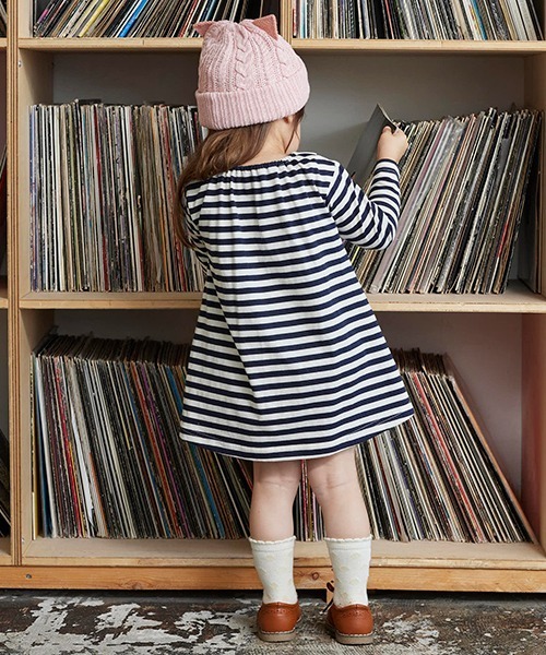 kladskap(クレードスコープ)の「ネコ衿ボーダーワンピース(ワンピース・キッズ・アイボリー/グリーン・90cm/100cm/110cm/80cm/120cm)」の14枚目の写真