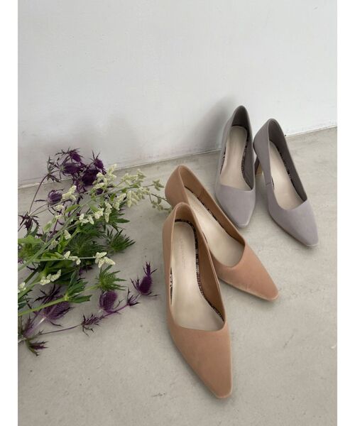 LAGUNAMOON(ラグナムーン)の「LADYヴィンテージサテンラインパンプス(パンプス・レディース・ピンク/ブルー/ライトグレー/ゴールド・SMALL/MEDIUM/X-SMALL)」の4枚目の写真