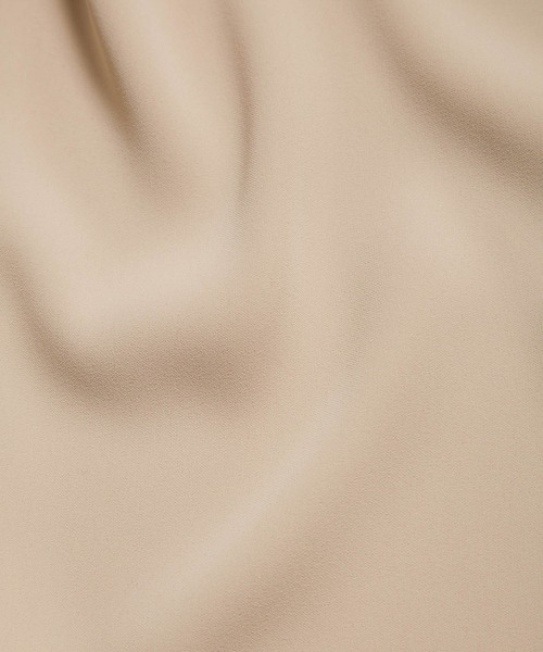 ROPE'（ロペ）の「ショルダータックとろみブラウス（シャツ/ブラウス・レディース・ブラック/ホワイト/ベージュ系その他・38）」の20枚目の写真