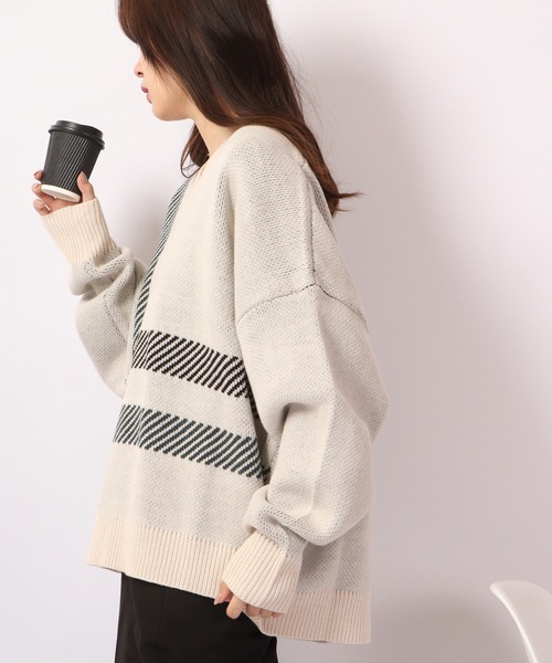 Bling Leads（ブリングリーズ）の「Bling Leads ５ＧＧＡＴニットチルデンVネック（ニット/セーター・レディース・ブラック/ベージュ/グリーン・FREE）」の9枚目の写真