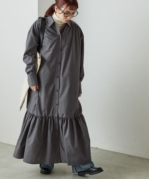 forksy.（フォルクシー）の「【forksy.】襟付き裾ティアード切り替えワンピース（シャツワンピース・レディース・ブラウン/チャコールグレー・FREE）」の3枚目の写真