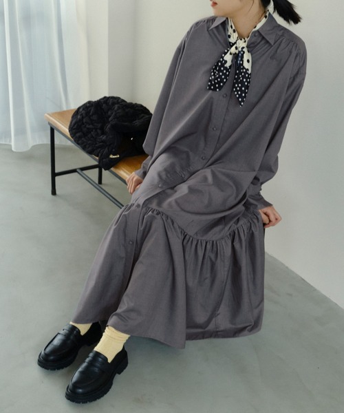 forksy.（フォルクシー）の「【forksy.】襟付き裾ティアード切り替えワンピース（シャツワンピース・レディース・ブラウン/チャコールグレー・FREE）」の15枚目の写真