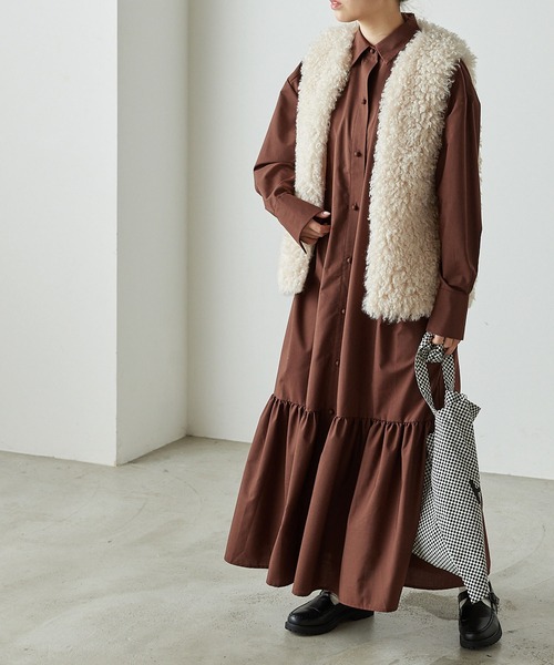 forksy.（フォルクシー）の「【forksy.】襟付き裾ティアード切り替えワンピース（シャツワンピース・レディース・ブラウン/チャコールグレー・FREE）」の17枚目の写真